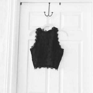 BRAND NEW LACE ANGL TOP 😍